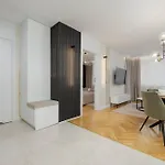 Tasteful One Bedroom Apartment By Noclegi Renters